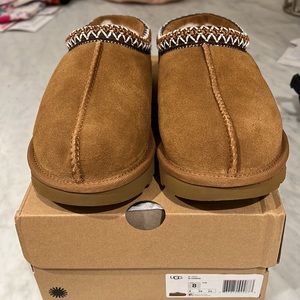 UGG Tasman Chestnut, Women’s Size 8. New in box!
